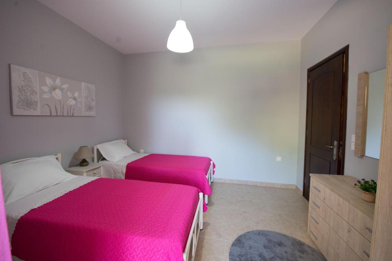 Nicoles Houses Arílasz Kültér fotó