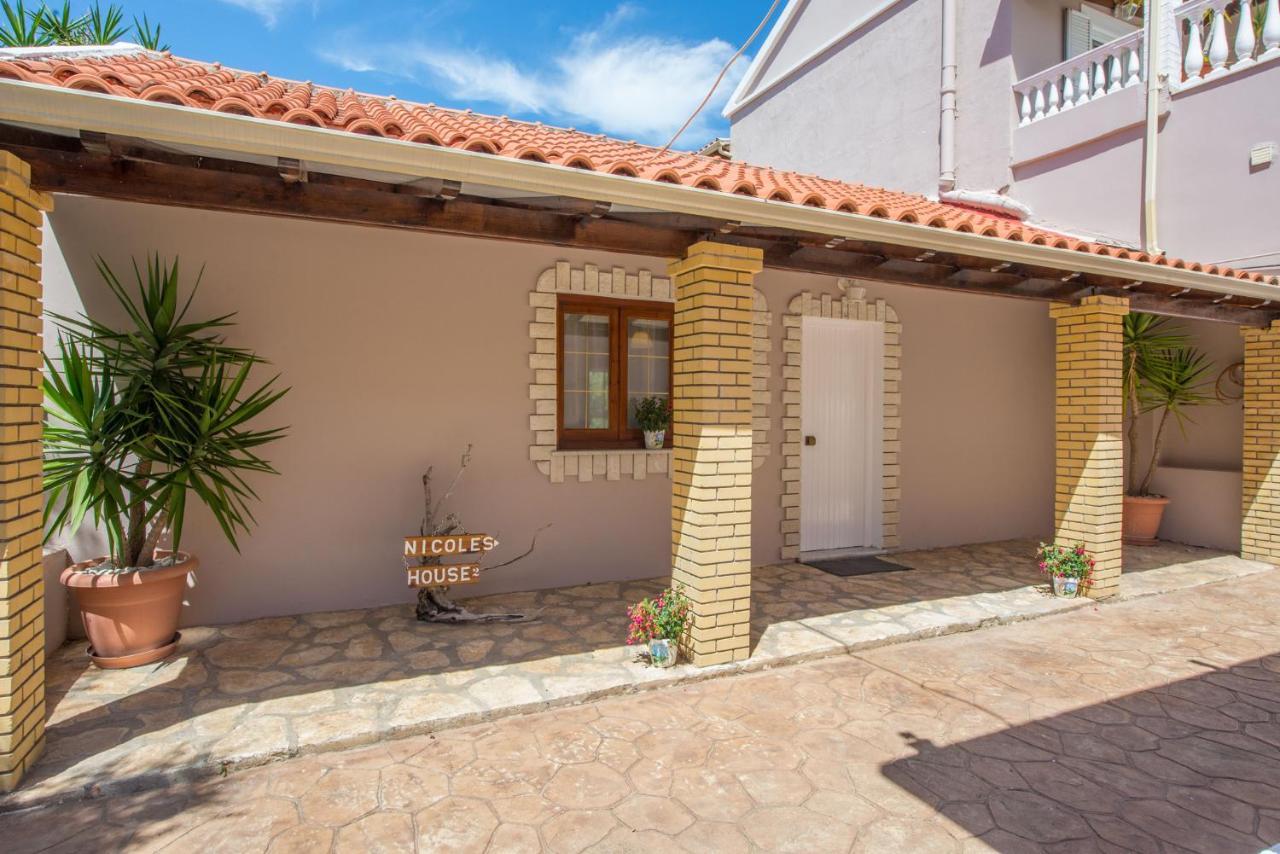 Nicoles Houses Arílasz Kültér fotó